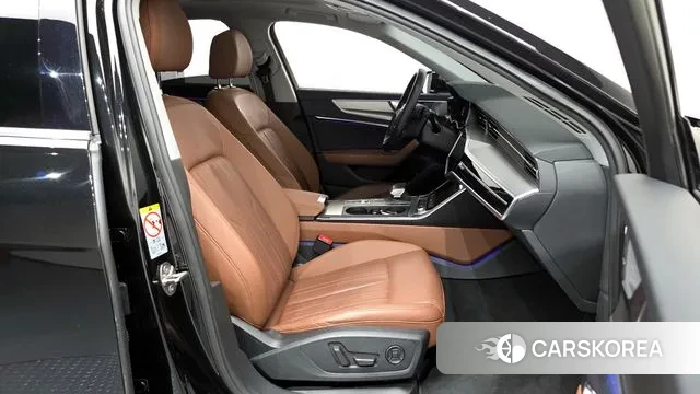 Audi A6 (C8) 2021 Черный из Кореи, фото 2