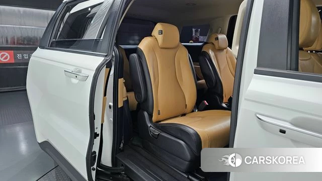 Kia Carnival 4th generation 2022 Белый из Кореи, фото 2