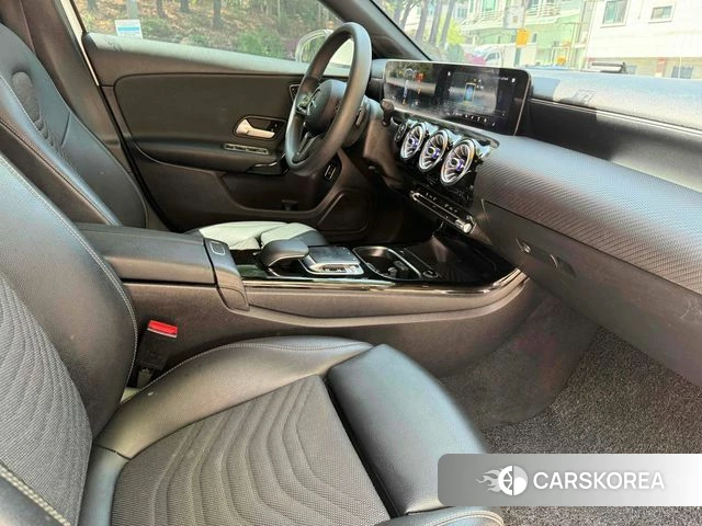 Mercedes-Benz A-Class W177 2020 Белый из Кореи, фото 2