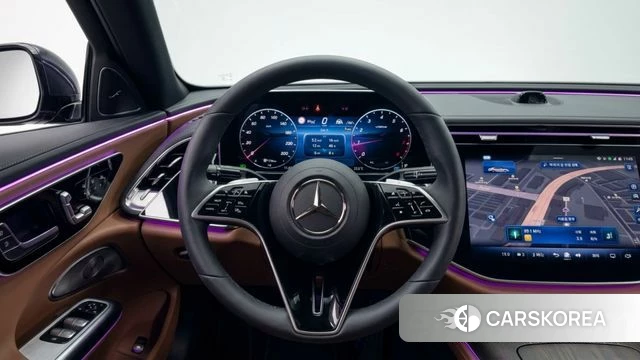 Mercedes-Benz E-Class W214 2025 Черный из Кореи, фото 2