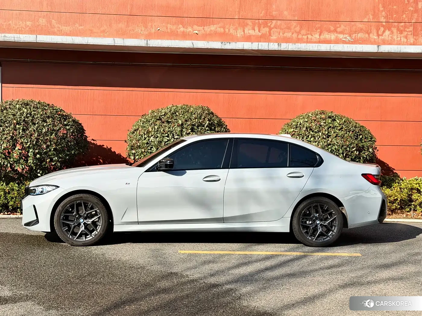 BMW 3 series 2025 Белый из Китая, фото 2