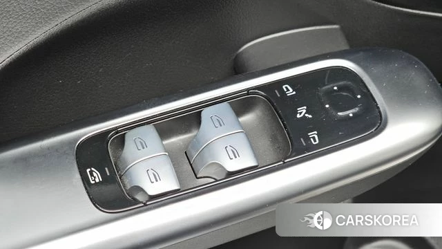 Mercedes-Benz C-Class W206 2023 Черный из Кореи, фото 2