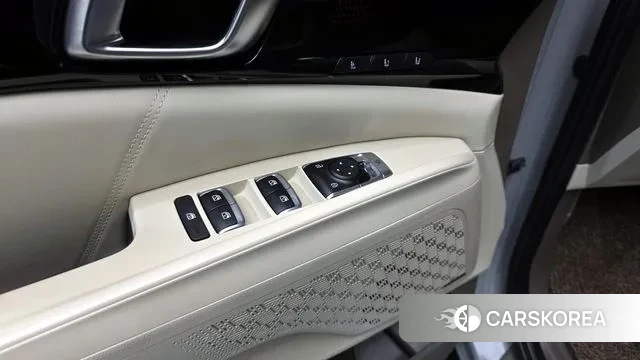 Kia The New Carnival 4th Generation 2024 Серебристо-серый из Кореи, фото 2