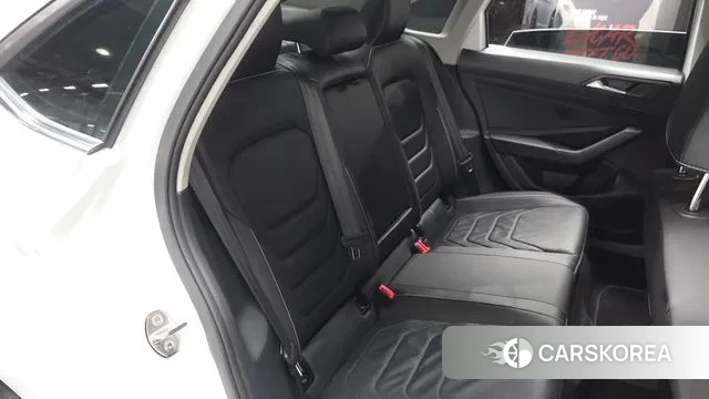 Volkswagen 7th Generation of Jetta 2023 Белый из Кореи, фото 2