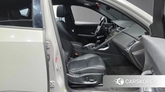Jaguar E-PACE 2018 Серебристо-серый из Кореи, фото 2