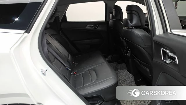 Kia The New Sportage 5th Generation Hybrid 2025 Белый из Кореи, фото 2