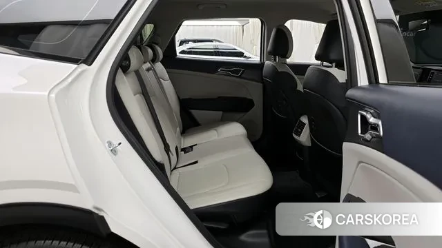 Kia Sportage 5th Generation 2021 Белый из Кореи, фото 2