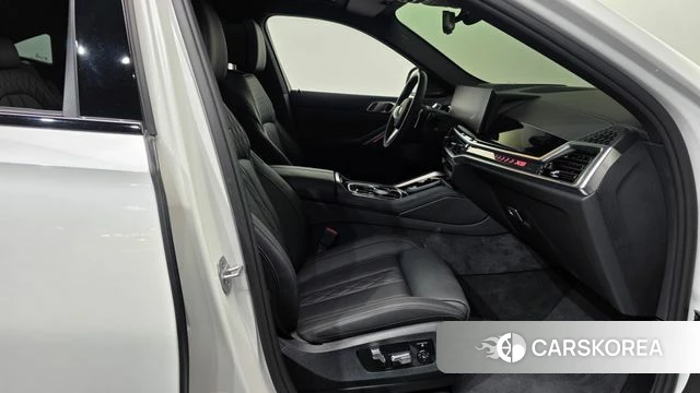 BMW X6 (G06) 2025 Белый из Кореи, фото 2