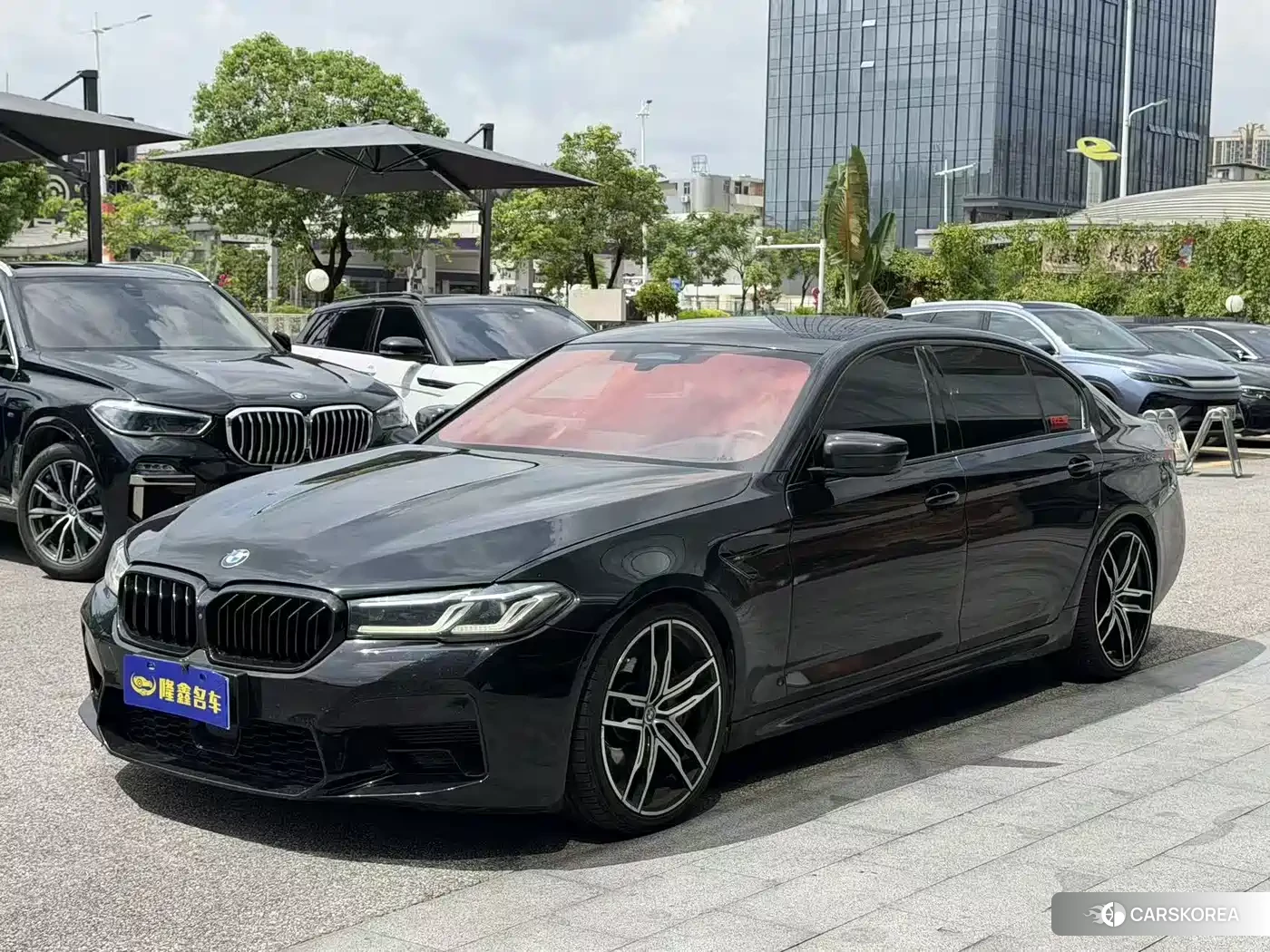 BMW 5 series 2022 Черный из Китая, фото 3