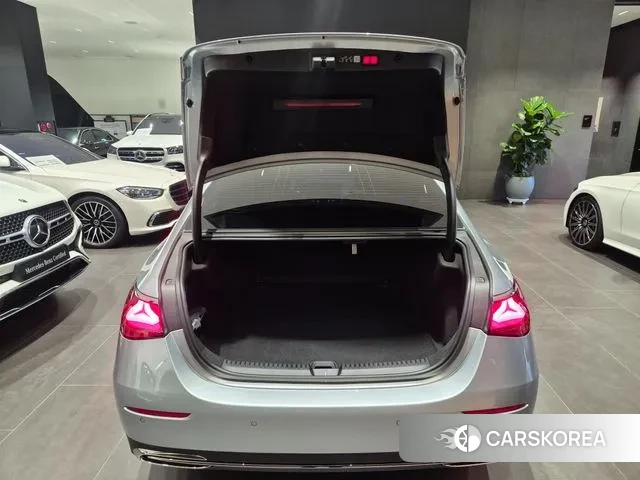 Mercedes-Benz E-Class W214 2025 Серебряный из Кореи, фото 2