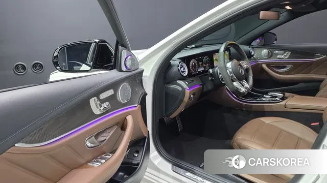 Mercedes-Benz E-Class W213 2019 Белый из Кореи, фото 2