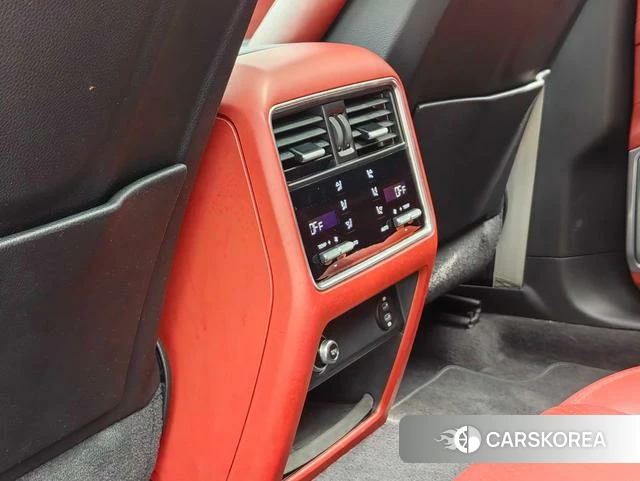 Porsche Cayenne E-Hybrid 2023 Другой из Китая, фото 2
