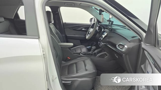 Chevrolet (GM Daewoo) Trailblazer 2021 Белый из Кореи, фото 2