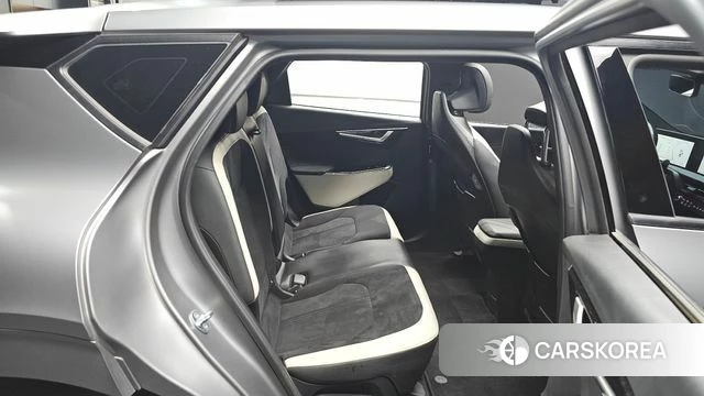 Kia EV6 2023 Серый из Кореи, фото 2