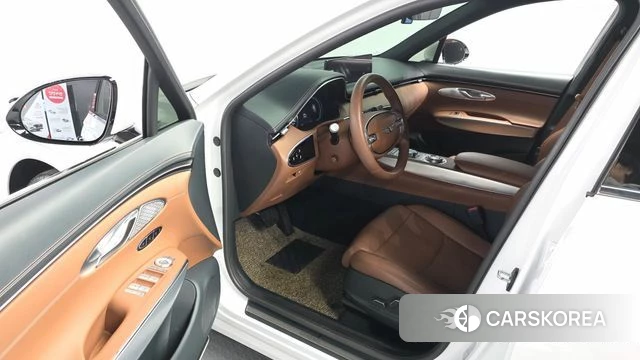 Genesis GV70 2021 Белый из Кореи, фото 2