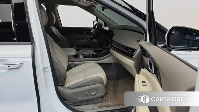 Kia The New Carnival 4th Generation 2025 Белый из Кореи, фото 2