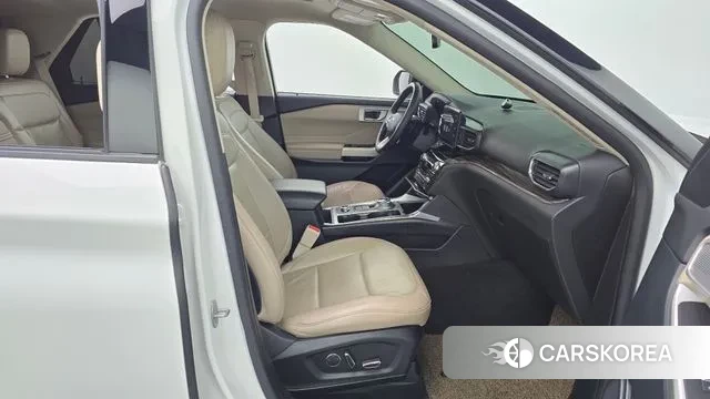 Ford Explorer 6th Generation 2020 Белый из Кореи, фото 2