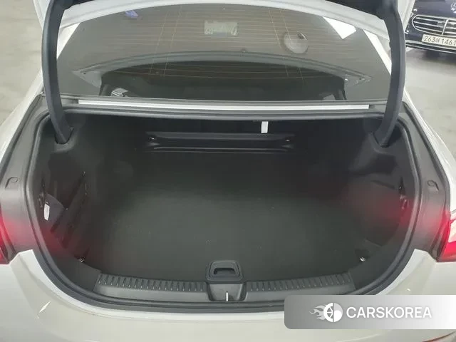 Mercedes-Benz E-Class W214 2024 Белый из Кореи, фото 2