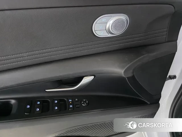 Hyundai The New Avante (CN7) 2024 Белый из Кореи, фото 2