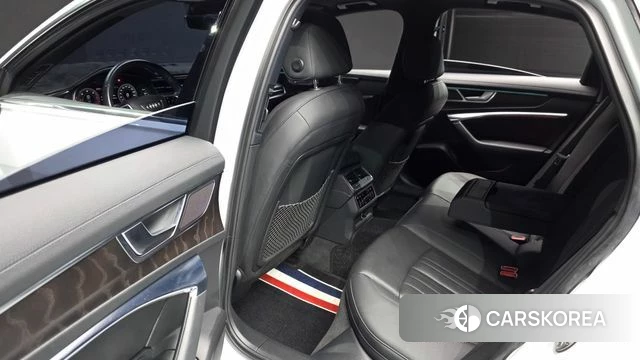Audi A6 (C8) 2020 Белый из Кореи, фото 2
