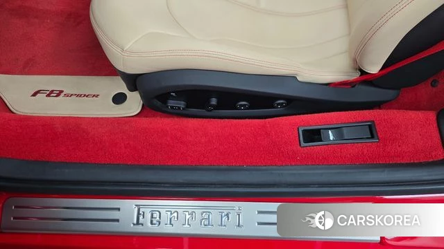Ferrari F8 Spider 2022 Красный из Кореи, фото 2
