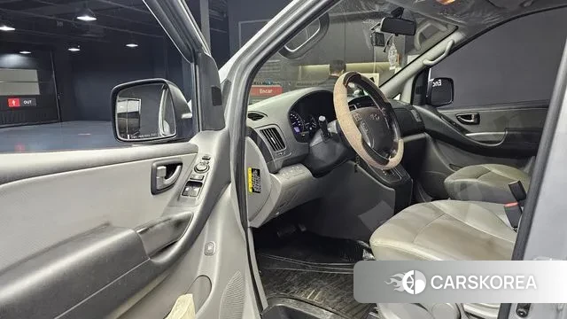 Hyundai The New Grand Starex 2020 Серебристо-серый из Кореи, фото 2