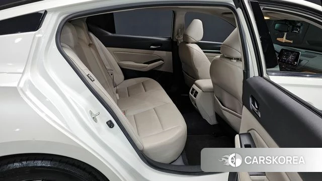 Nissan Altima (L34) 2019 Белый из Кореи, фото 2