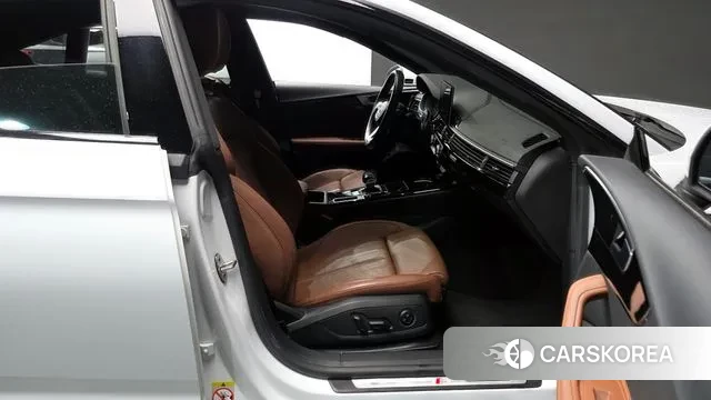 Audi A5 (F5) 2021 Белый из Кореи, фото 2