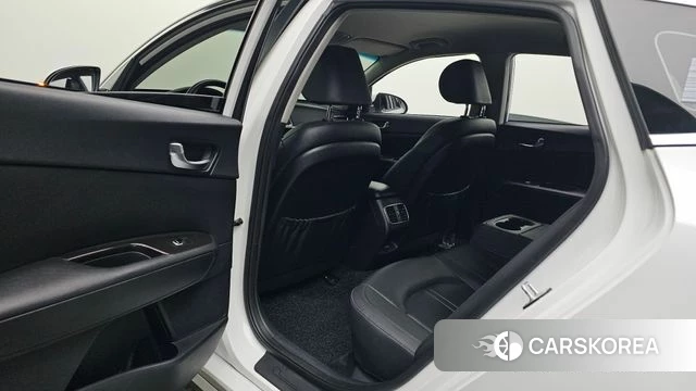 Kia The New K5 2nd generation 2019 Белый из Кореи, фото 2
