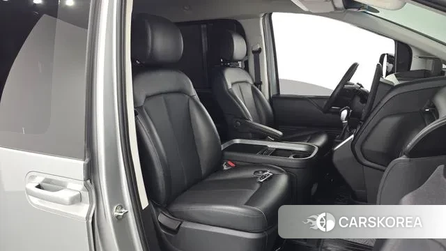 Hyundai Staria 2022 Серый из Кореи, фото 2