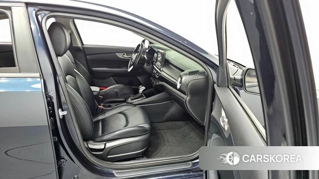 Kia Come New K3 2021 Синий из Кореи, фото 2
