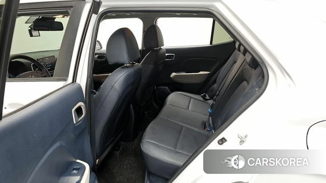 Hyundai Venue 2021 Белый из Кореи, фото 2