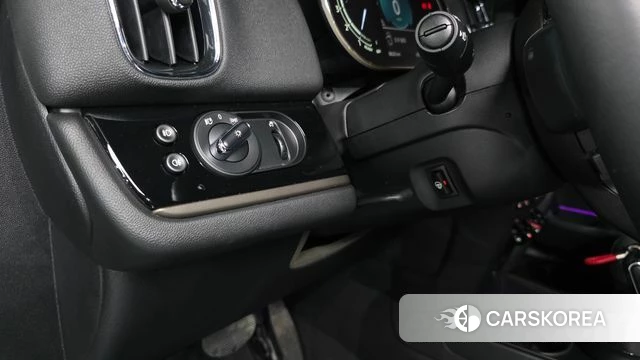 Mini Cooper Countryman 2024 Серебряный из Кореи, фото 2