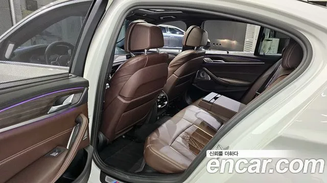 BMW 5 Series (G30) id 2752374 из Кореи 2