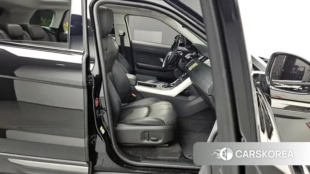 Land Rover Range Rover Evoque 2019 Черный из Кореи, фото 2