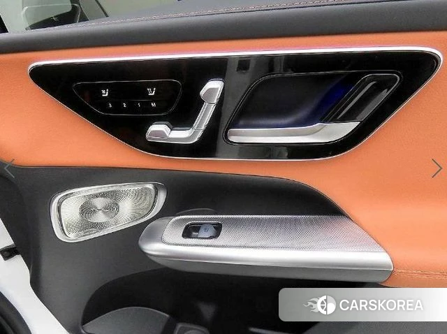 Mercedes-Benz GLC-Class X254 2024 Белый из Кореи, фото 2