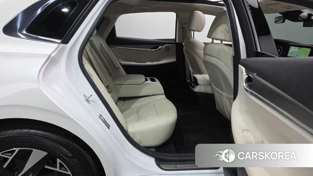 Hyundai The New Grandeur IG Hybrid 2022 Белый из Кореи, фото 2