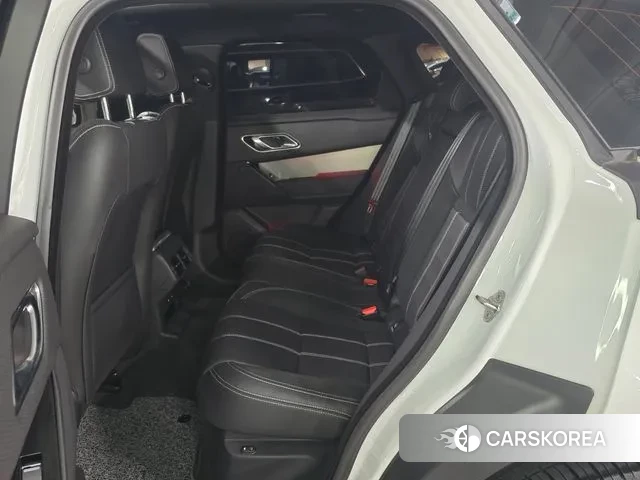 Land Rover Range Rover Velar 2023 Белый из Кореи, фото 2