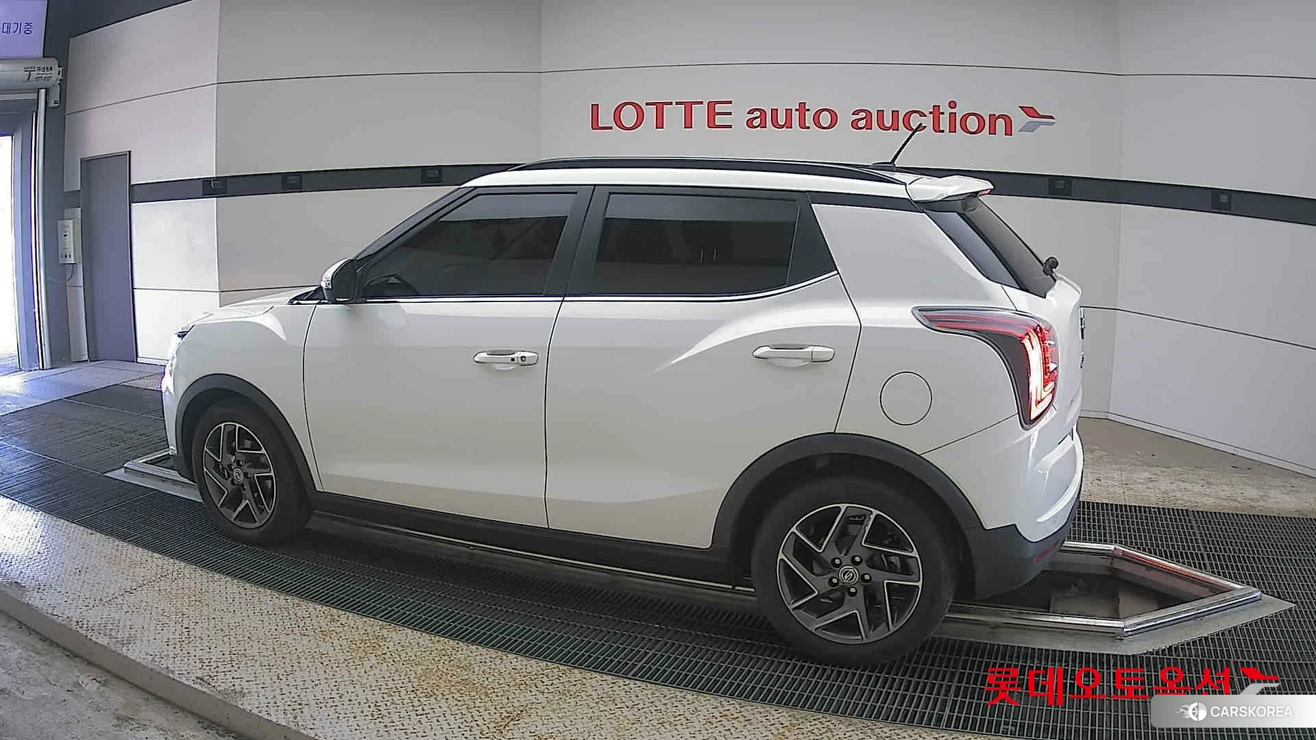 SsangYong Tivoli 2022 Grand White из Кореи, фото 2