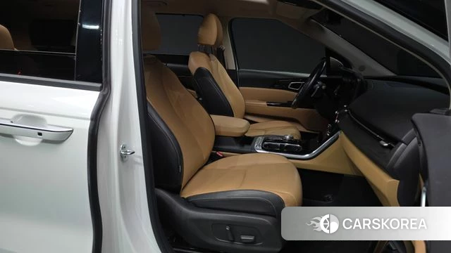 Kia Carnival 4th generation 2020 Белый из Кореи, фото 2