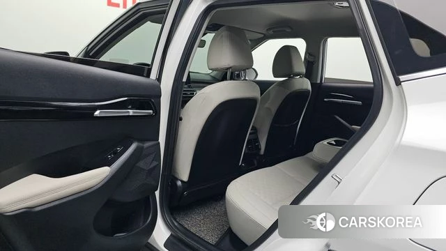 Kia Seltos 2022 Белый из Кореи, фото 2