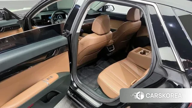 Hyundai Grandeur Hybrid (GN7) 2023 Черный из Кореи, фото 2