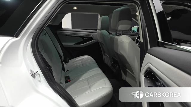 Land Rover Range Rover Evoque 2nd Generation 2021 Белый из Кореи, фото 2
