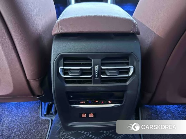 BMW 3 series 2023 Белый из Китая, фото 2