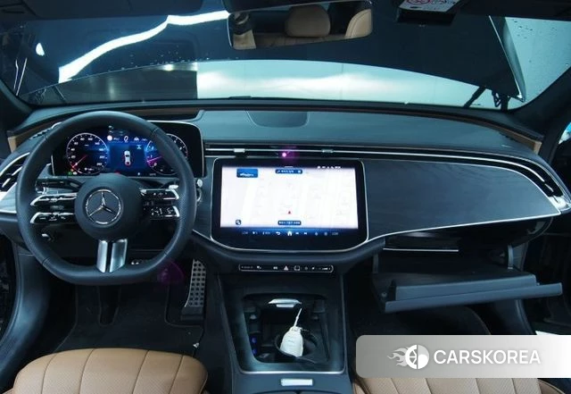Mercedes-Benz E-Class W214 2025 Черный из Кореи, фото 2