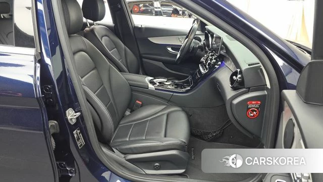 Mercedes-Benz C-Class W205 2020 Синий из Кореи, фото 2