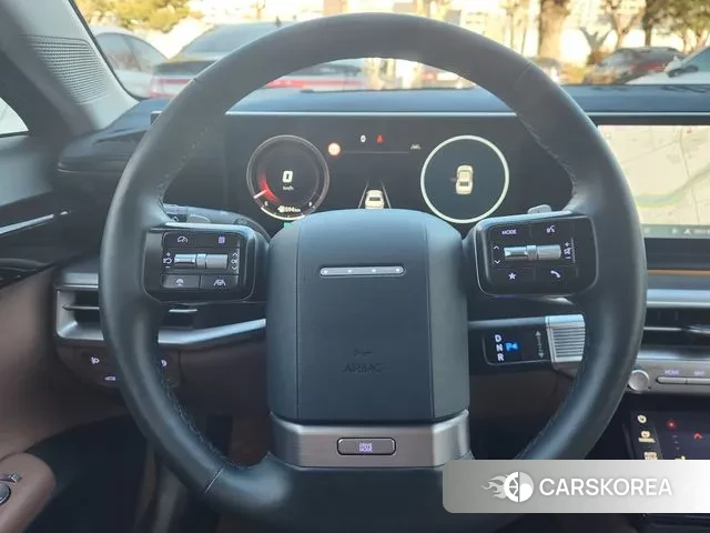 Hyundai Grandeur Hybrid (GN7) 2023 Белый из Кореи, фото 2