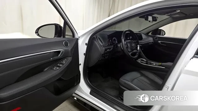 Hyundai Sonata (DN8) 2022 Белый из Кореи, фото 2