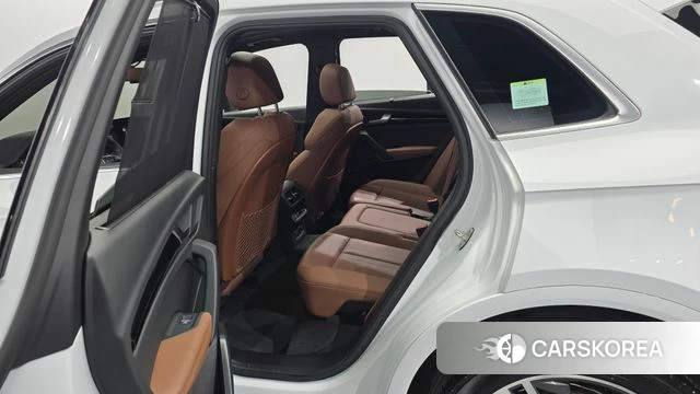 Audi Q5 (FY) 2022 Белый из Кореи, фото 2