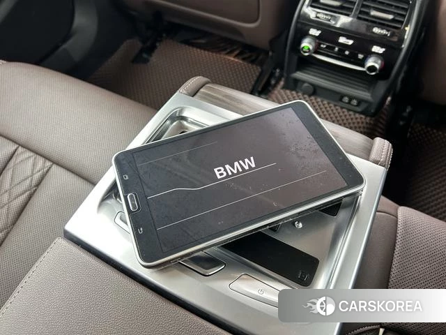 BMW 5 series 2021 Черный из Китая, фото 2